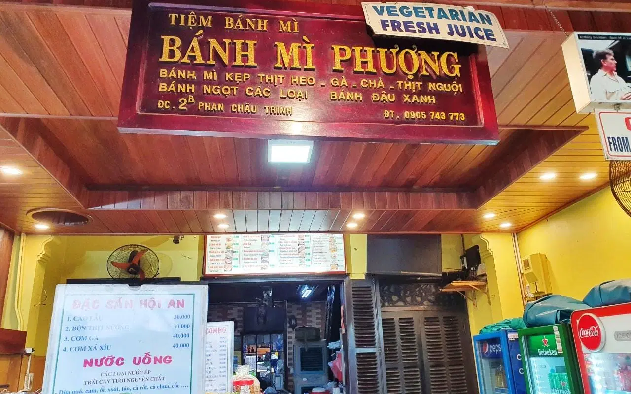Bánh Mì Phượng - các địa điểm ăn uống Hội An