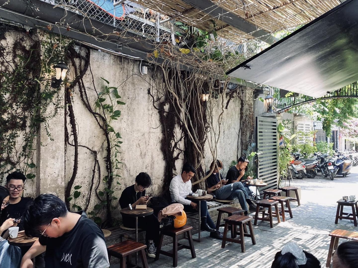 quán cafe đẹp Hà Nội, quán cafe yên tĩnh Hà Nội, quán cafe nổi tiếng Hà Nội