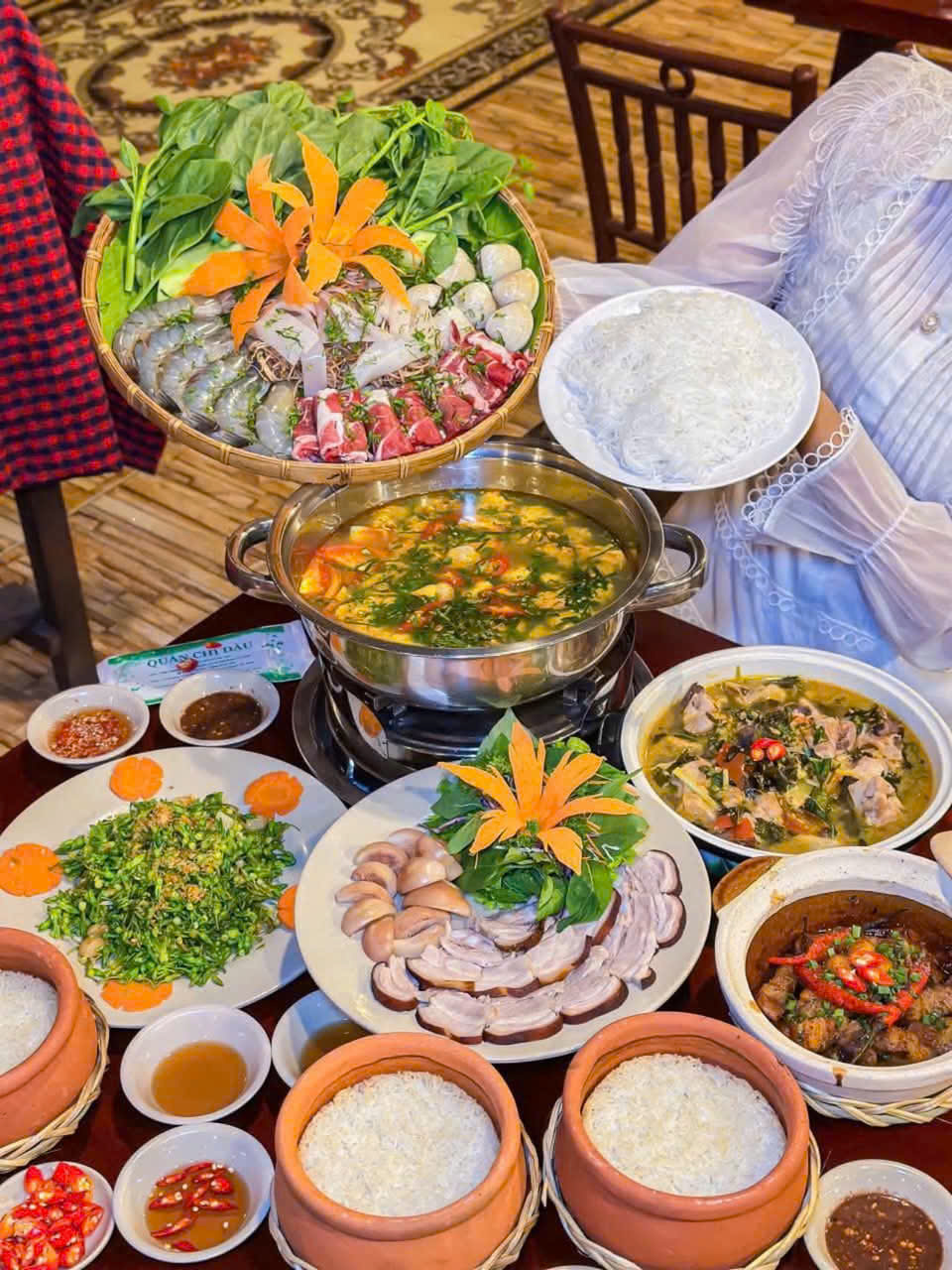 Quán Chị Dậu phục vụ món ngon gia đình chuẩn vị cơm nhà